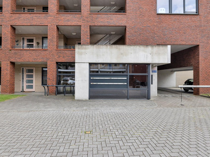 S.L. Louwesstraat 44