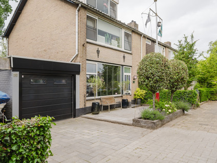Zalmsteek 43