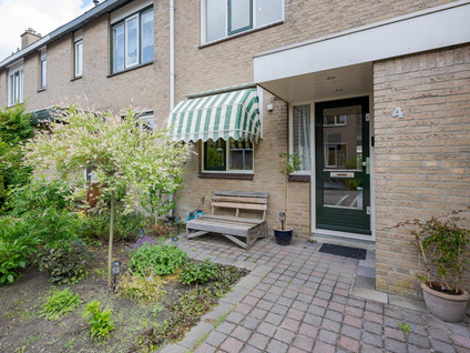 Suze Groenewegerf 4