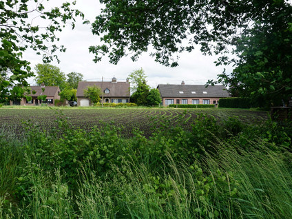 Beekseweg 25 