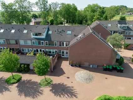 De Esdoorn 17