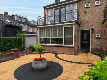 Dokter Slotstraat 1