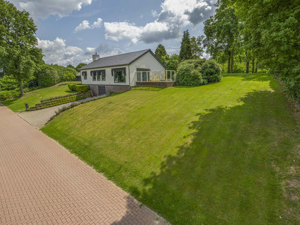 Parallelweg 2
