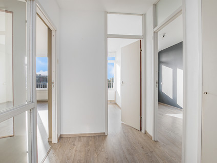 Witte de Withstraat 81