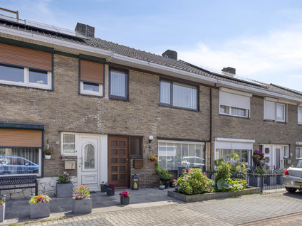Bernhardstraat 8