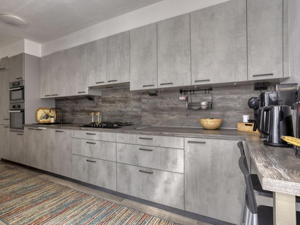 Bernhardstraat 8