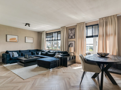 Avenue Carré 33