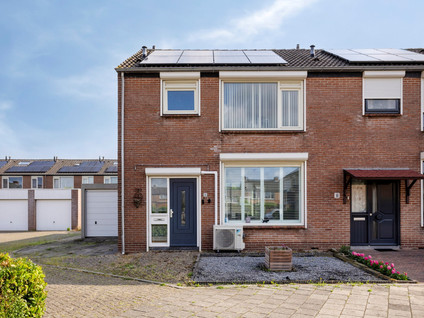 P C Hooftstraat 18