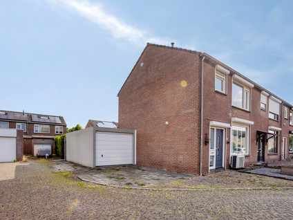 P C Hooftstraat 18
