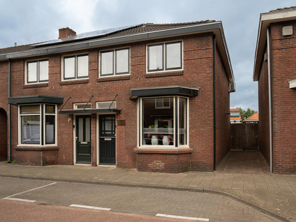Abraham Strickstraat 36