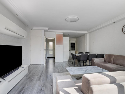 Hoekerstraat 10