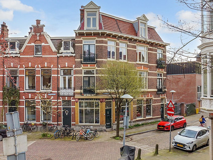 Deken Roesstraat 2C1