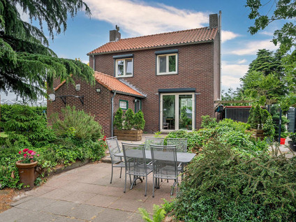 Middenweg 201