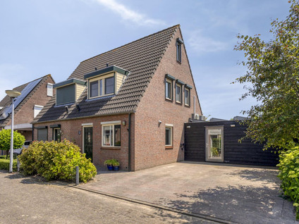 Oranjehof 2