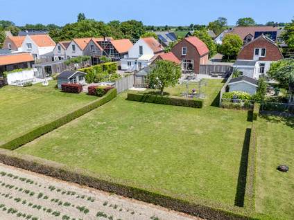 Badhuisweg 25