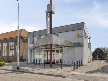 Dorpsstraat 44