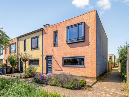 Jimmy Brownstraat 2