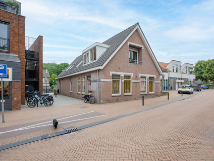 Dorpsstraat 30