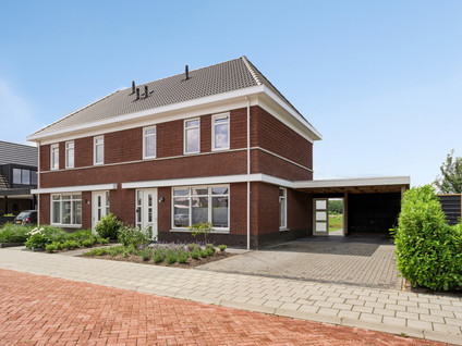 De Weerstallen 48