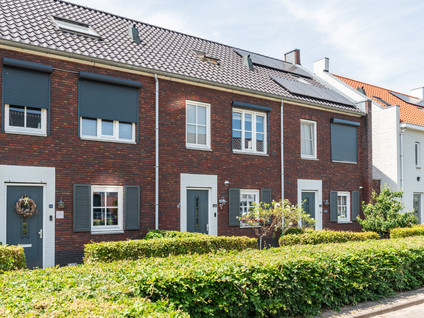 Meester N J van Riemsdijkstraat 16