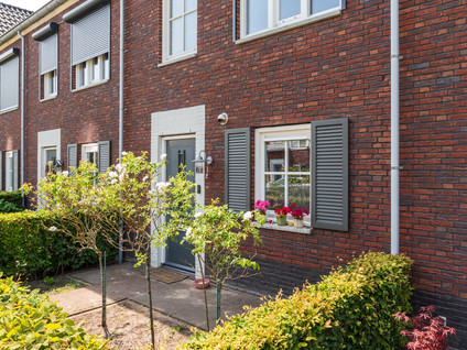 Meester N J van Riemsdijkstraat 16