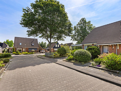 Van Ewsumstraat 62