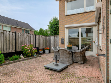 de Vriesstraat 2