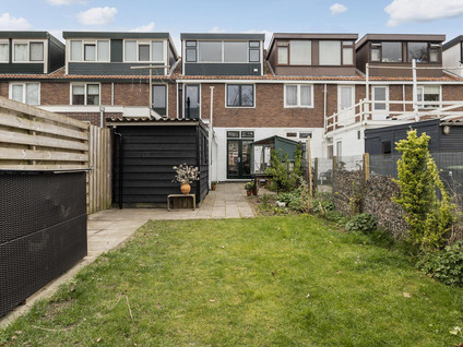 Pieter de Hooghstraat 19