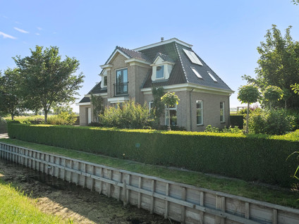 Middenweg 2a