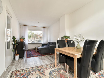 Meidoornstraat 16