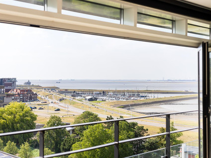 Waterfront 358