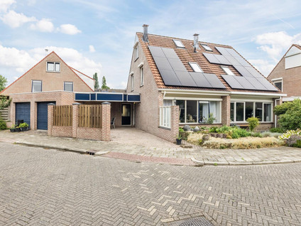 De Helling 8