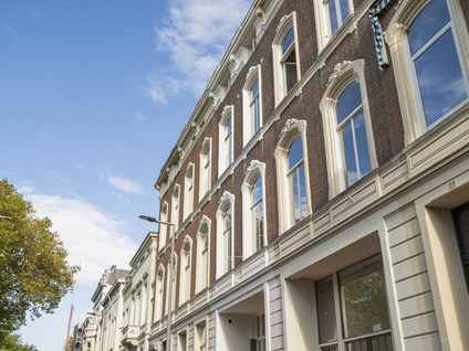 Eendrachtsweg 64D