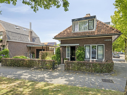 Floris V-laan 27