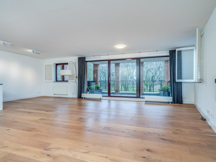 Burgemeester van Oostenweg 1l