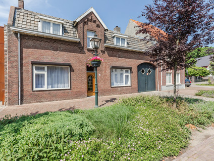 Singelstraat West 13