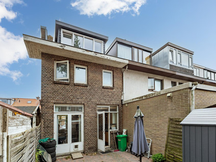 Schoolmeesterstraat 11