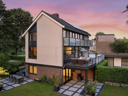Kloosterlaan 8