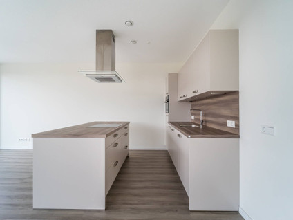 Oostenburgermiddenstraat 8