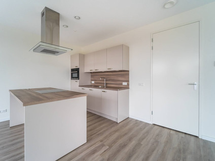 Oostenburgermiddenstraat 8