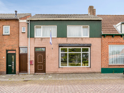 Voorstraat 6
