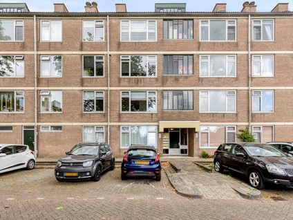 Royaardsplein 96