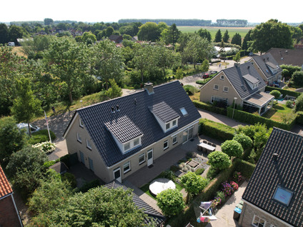 Laurentiusdijk 50