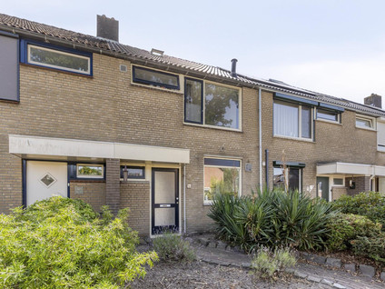 Amarildijk 96