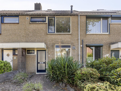 Amarildijk 96