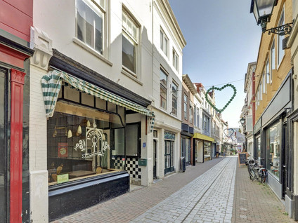 Sint Jacobsstraat 19