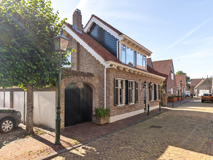 Oostelijke Achterweg 6