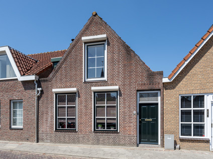 Zuiddijk 10