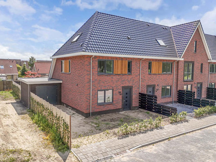 Sierdsmastee 10