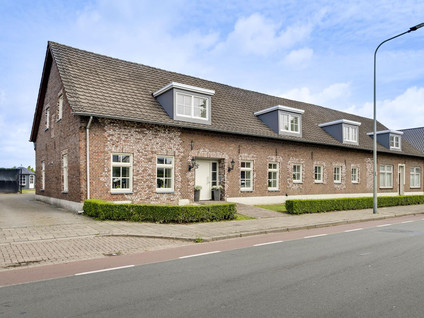 Onze Lieve Vrouwestraat 37-39 